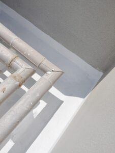 doing repairing on the roof by salman syed technical services